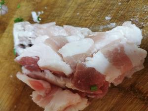 家常菜-洋葱炒肉片的做法 步骤2