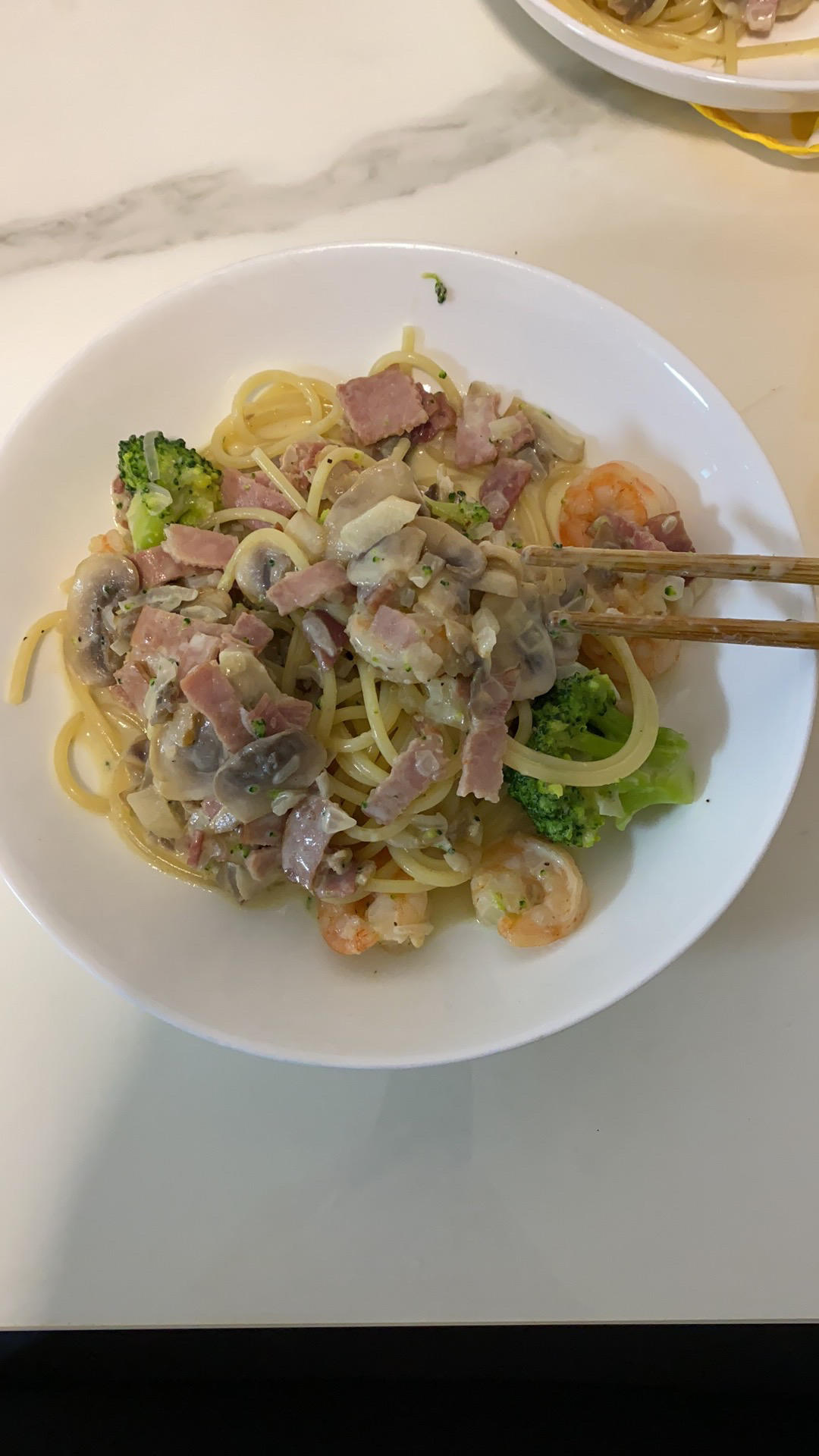 奶油蘑菇培根意大利面