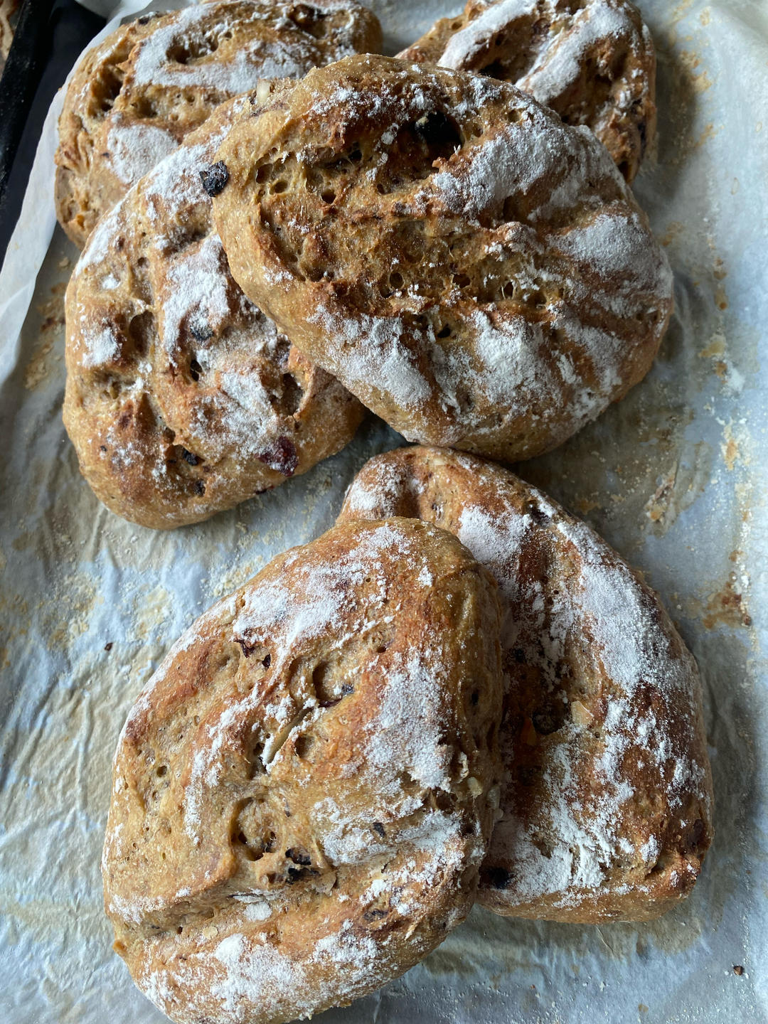 全麦坚果包软欧包