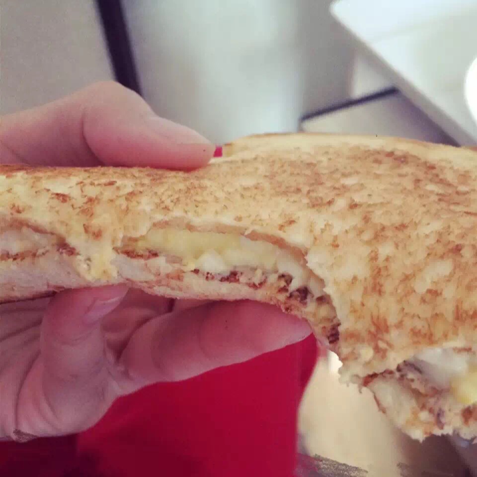 《深夜食堂》鸡蛋三明治