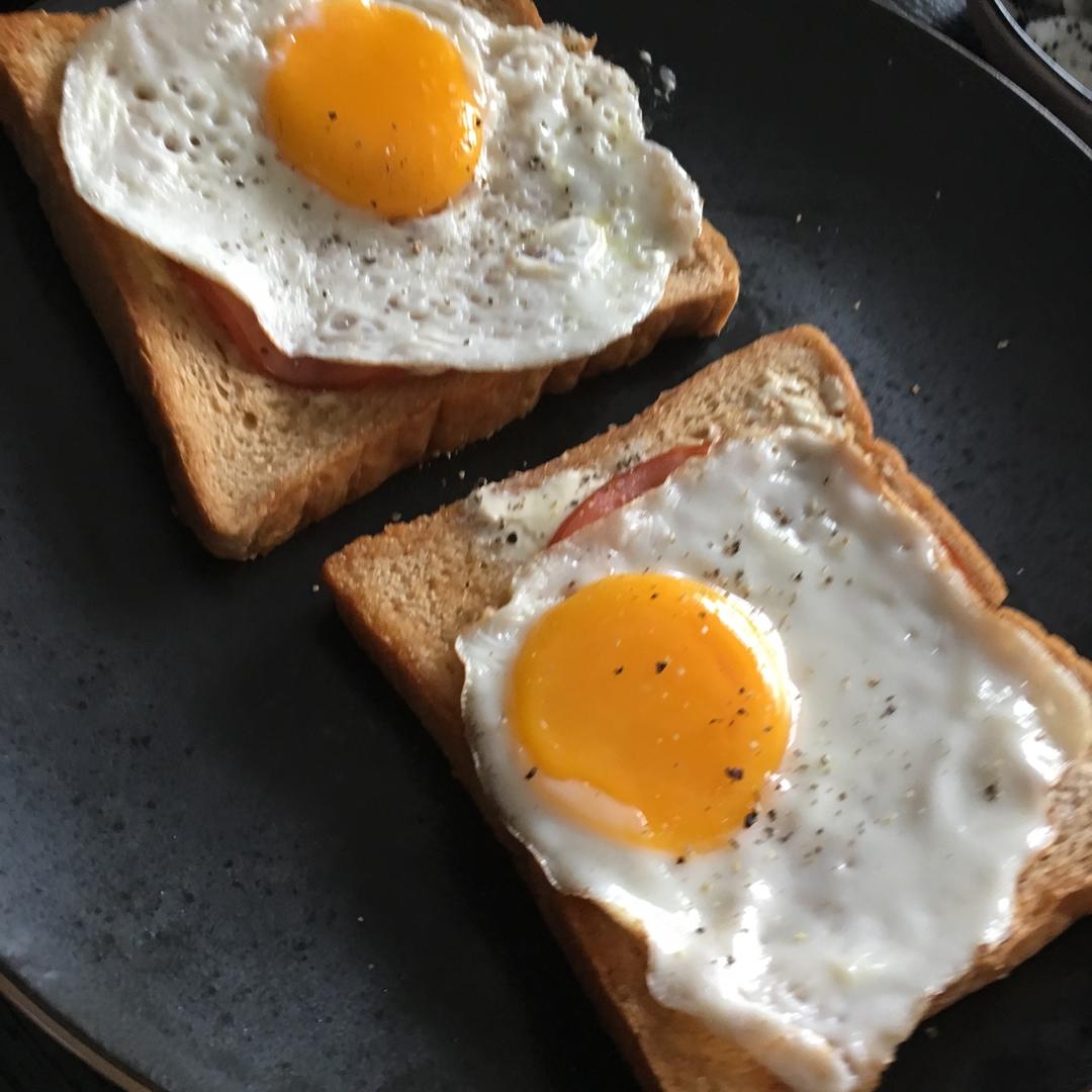 鸡蛋火腿三明治