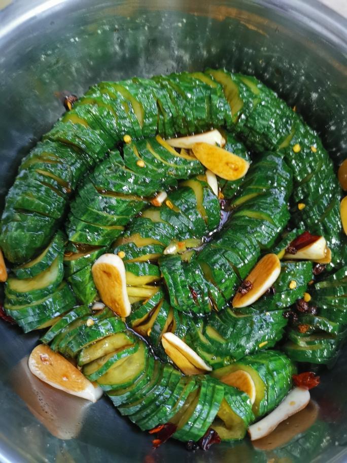 蛇皮黄瓜的做法