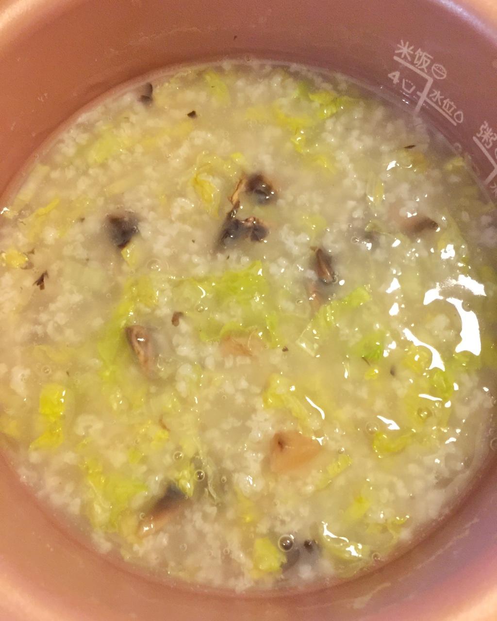 香菇青菜粥（砂锅粥）