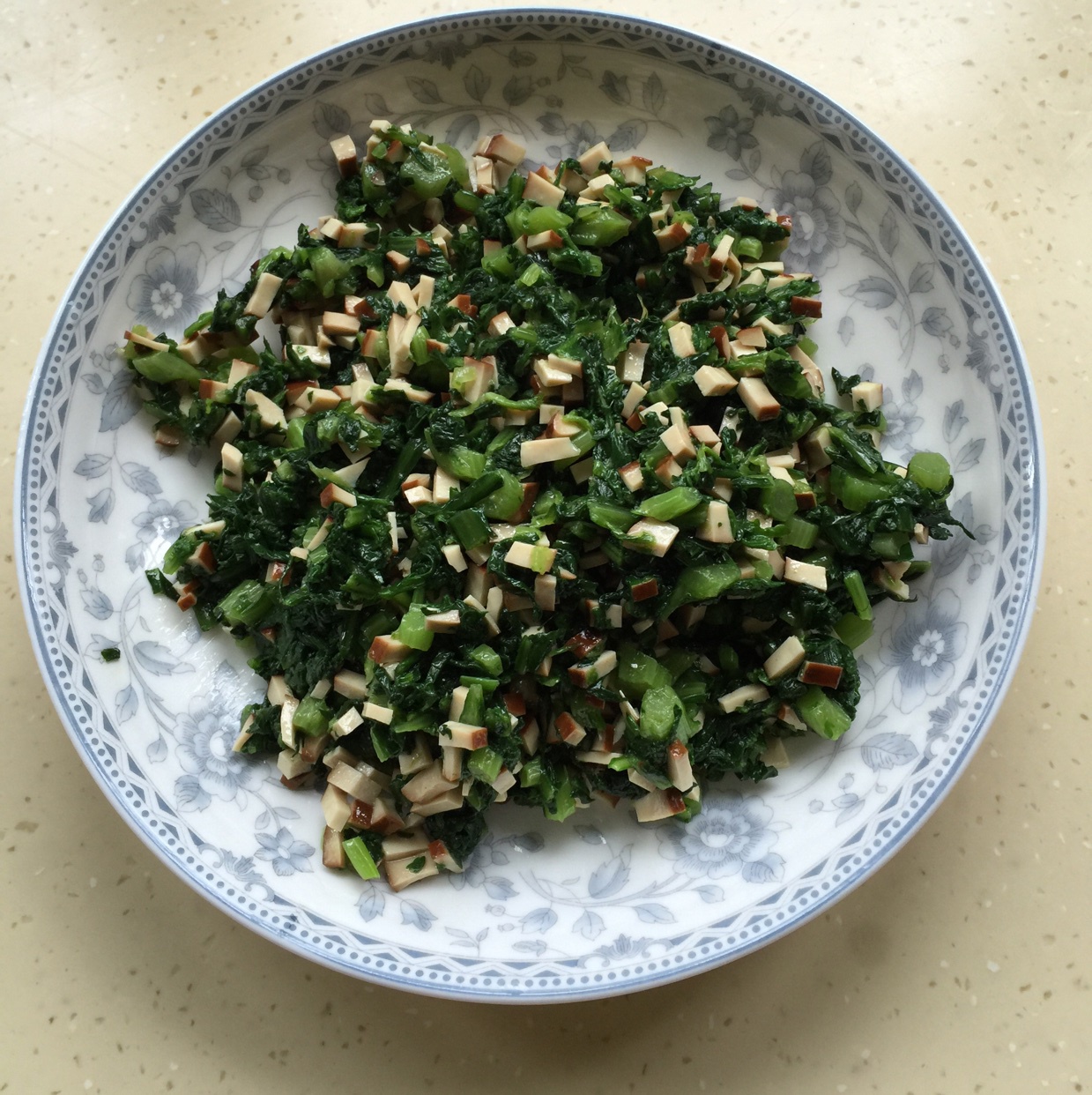 kl_lyf做的凉拌蒿菜