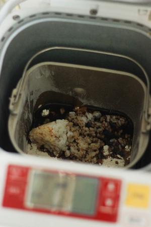 黑糖米饭吐司 -- 松下/panasonic面包机版的做法 步骤2