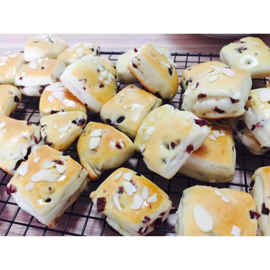 蔓越莓优格小面包块