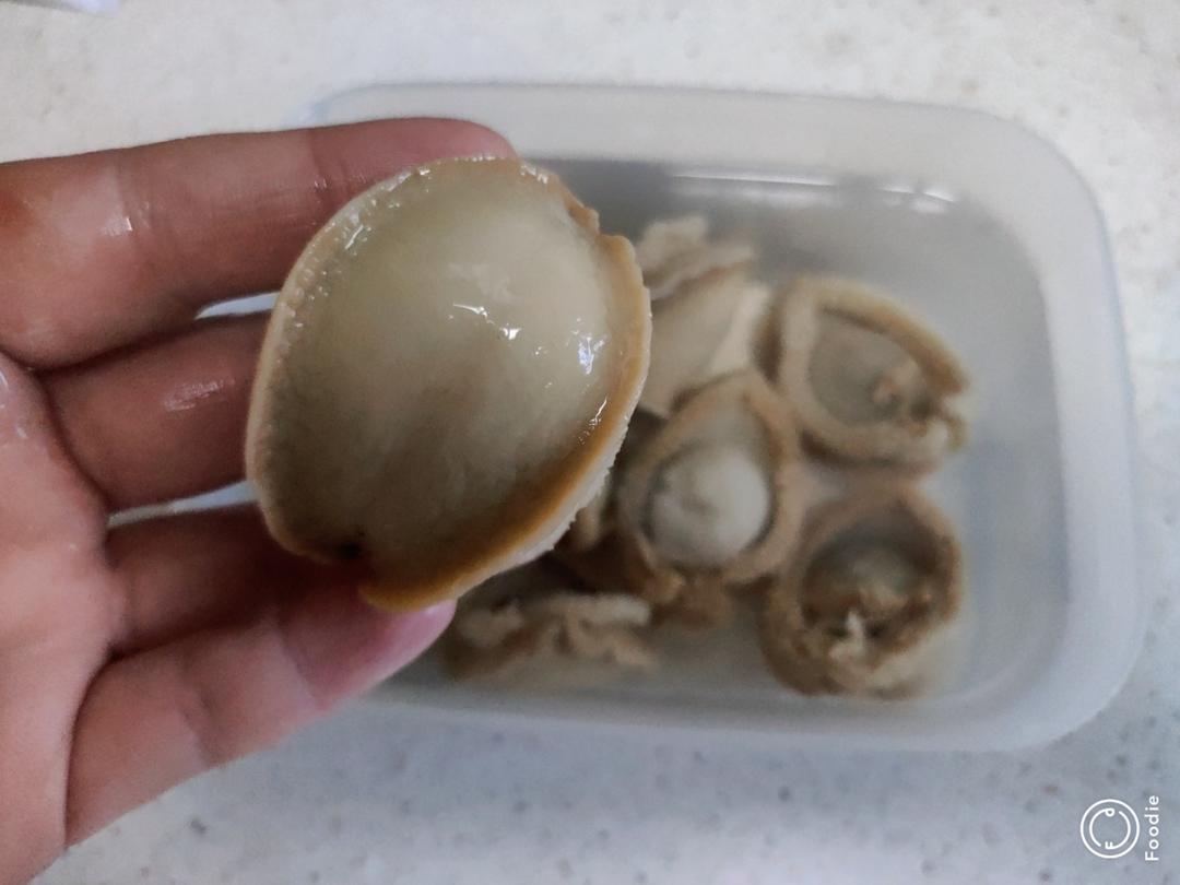 泡发干鲍鱼