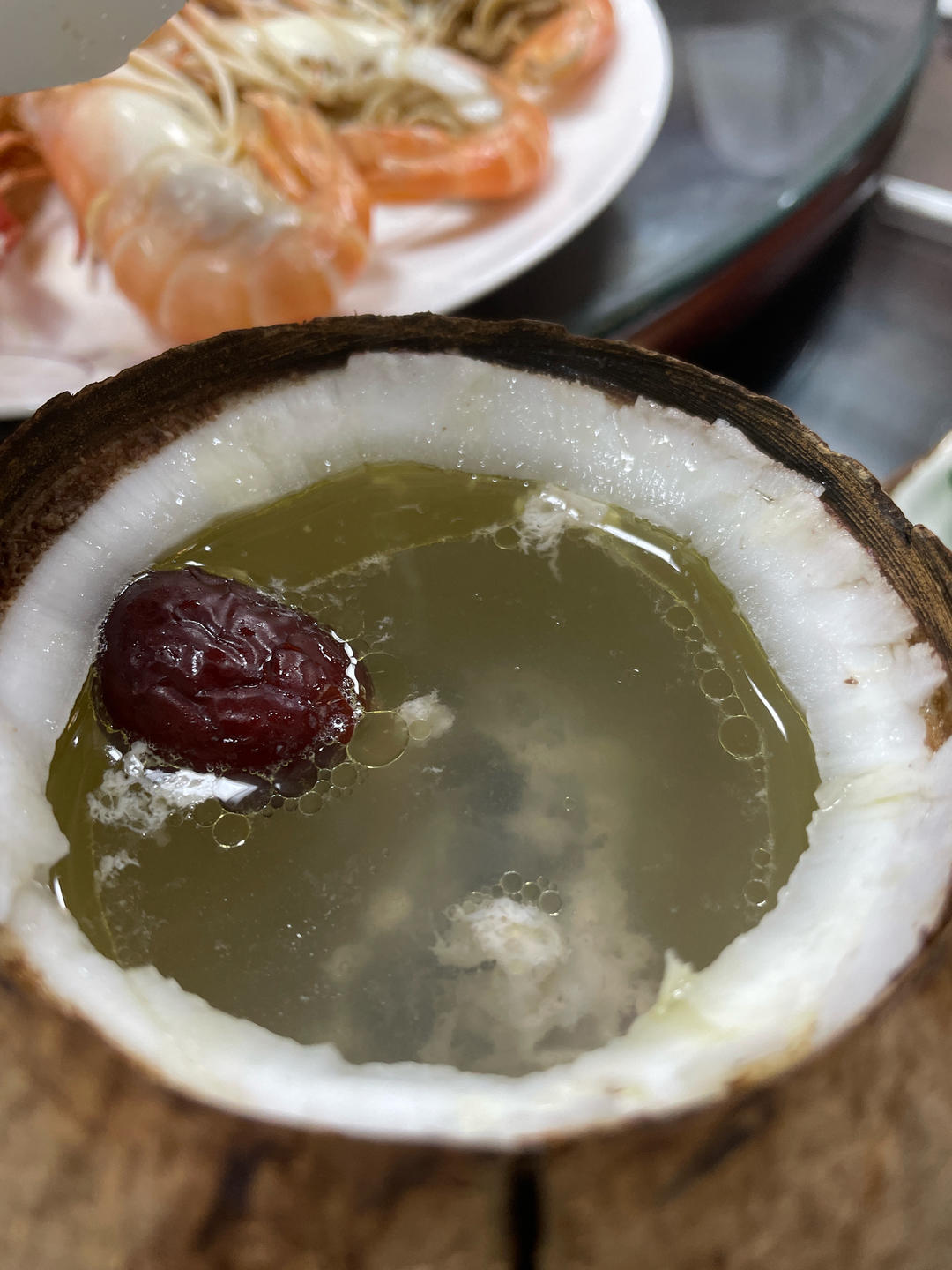 原盅椰子炖乌鸡