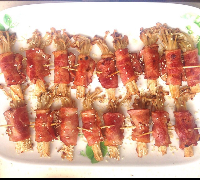 香煎培根金针菇卷