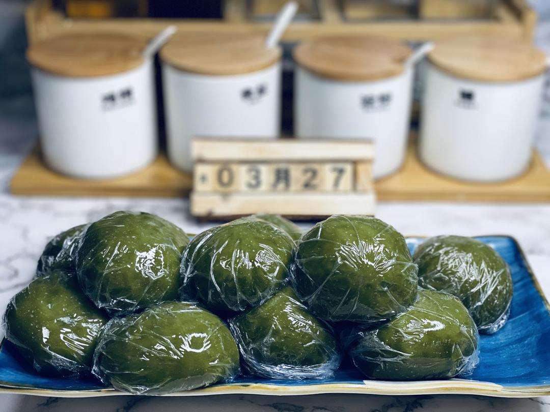腌笃鲜青团的做法