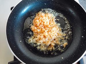干贝虾米茴香饺的做法 步骤4