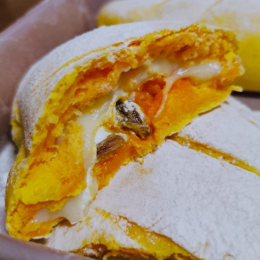 南瓜麻薯软欧包