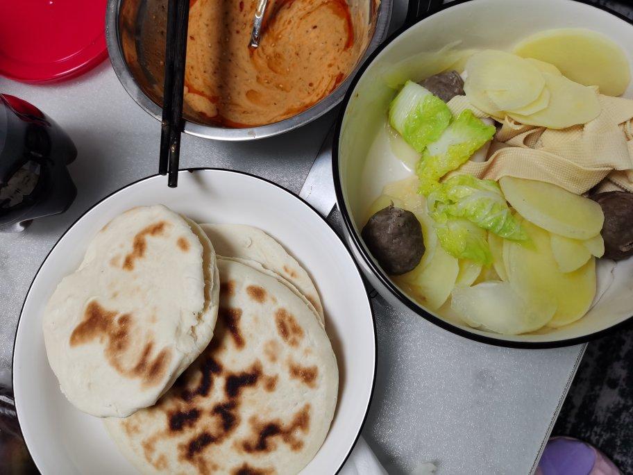 肉夹馍(白吉馍的制作)