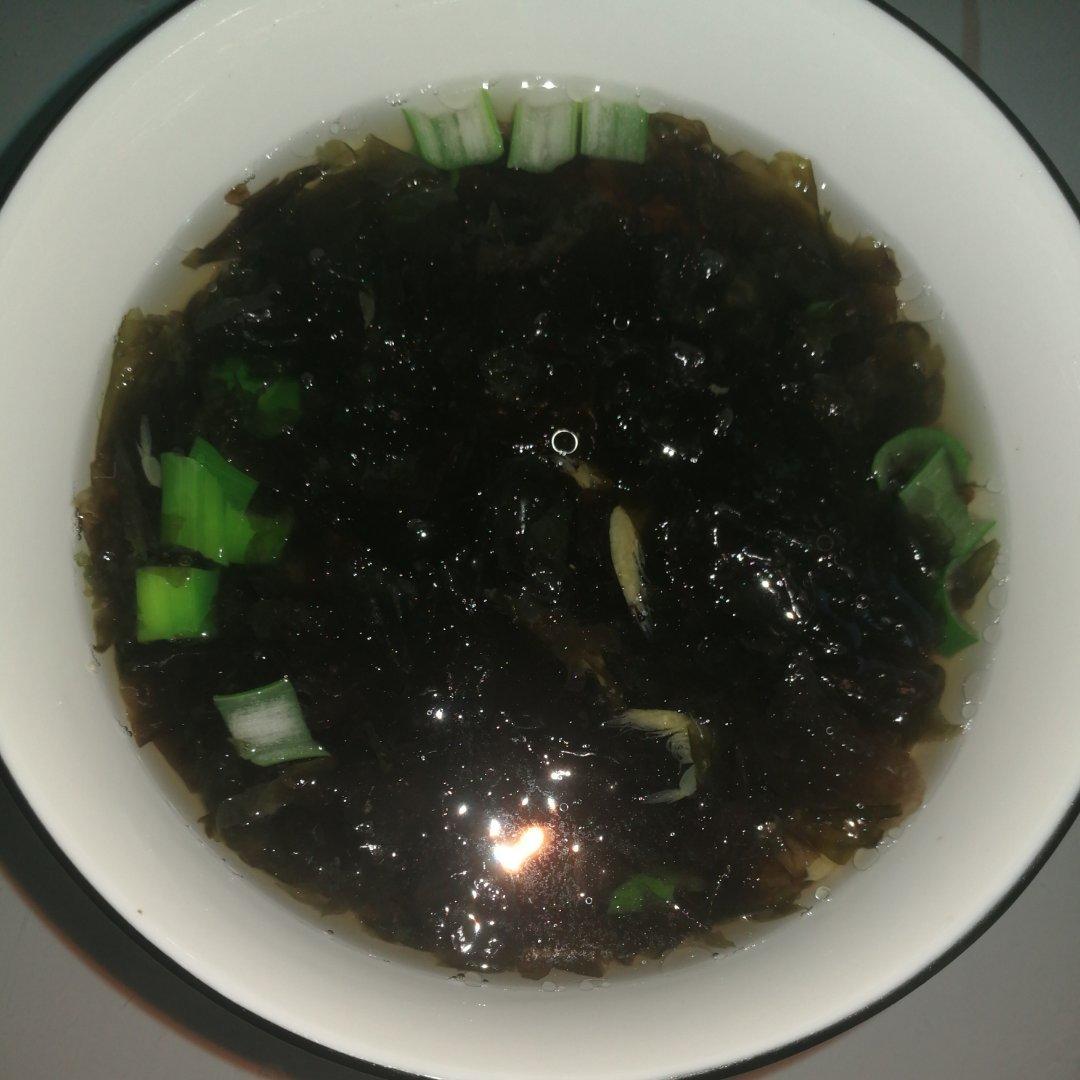 一人食·虾皮紫菜汤