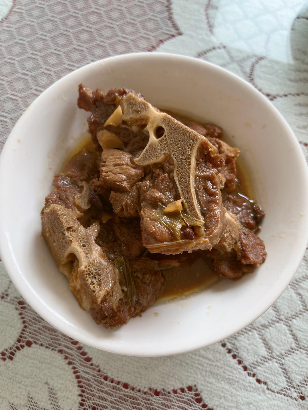 炖牛排骨/红烧牛排汤