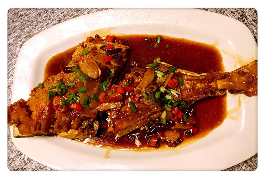 红烧剥皮鱼