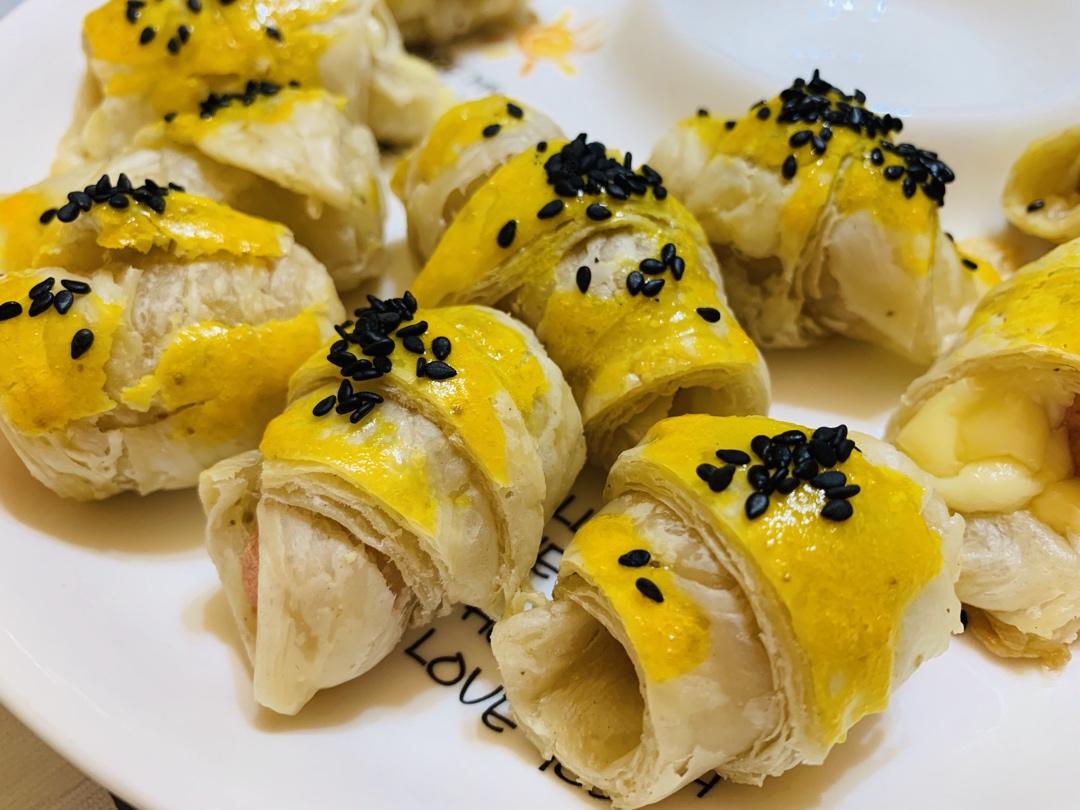 香肠酥皮卷：手抓饼皮还能这样吃，不用和面快速搞定早餐