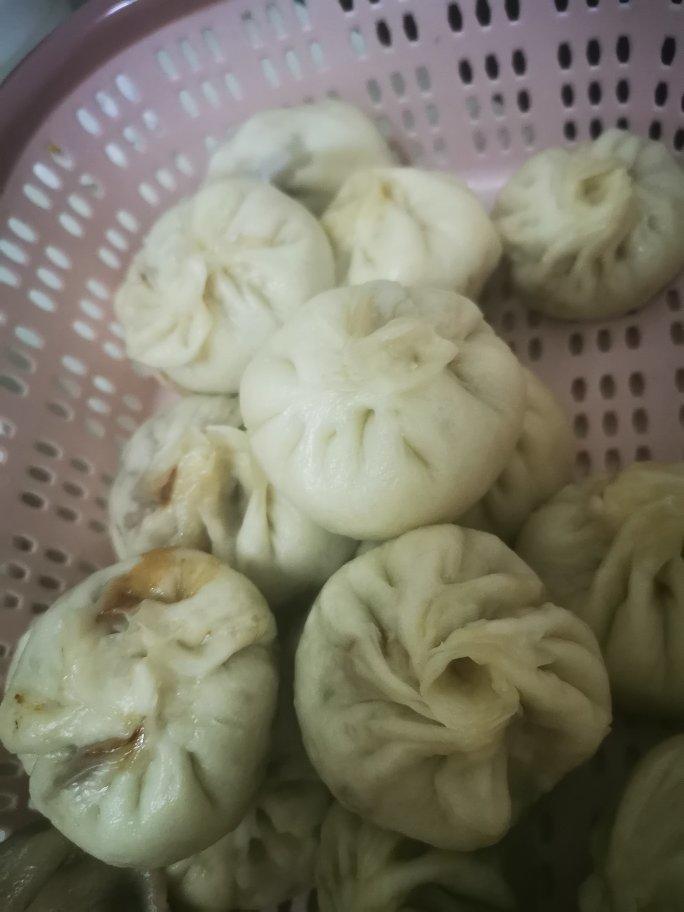 小笼包（秒杀市面上小笼包店的做法）