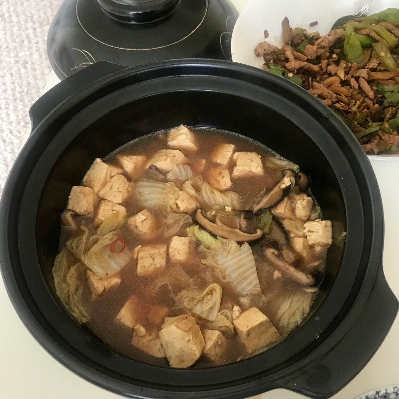 白菜虾皮豆腐煲