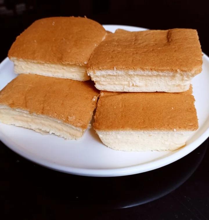 堪比柯基屁股
爆浆芝士🧀古早蛋糕