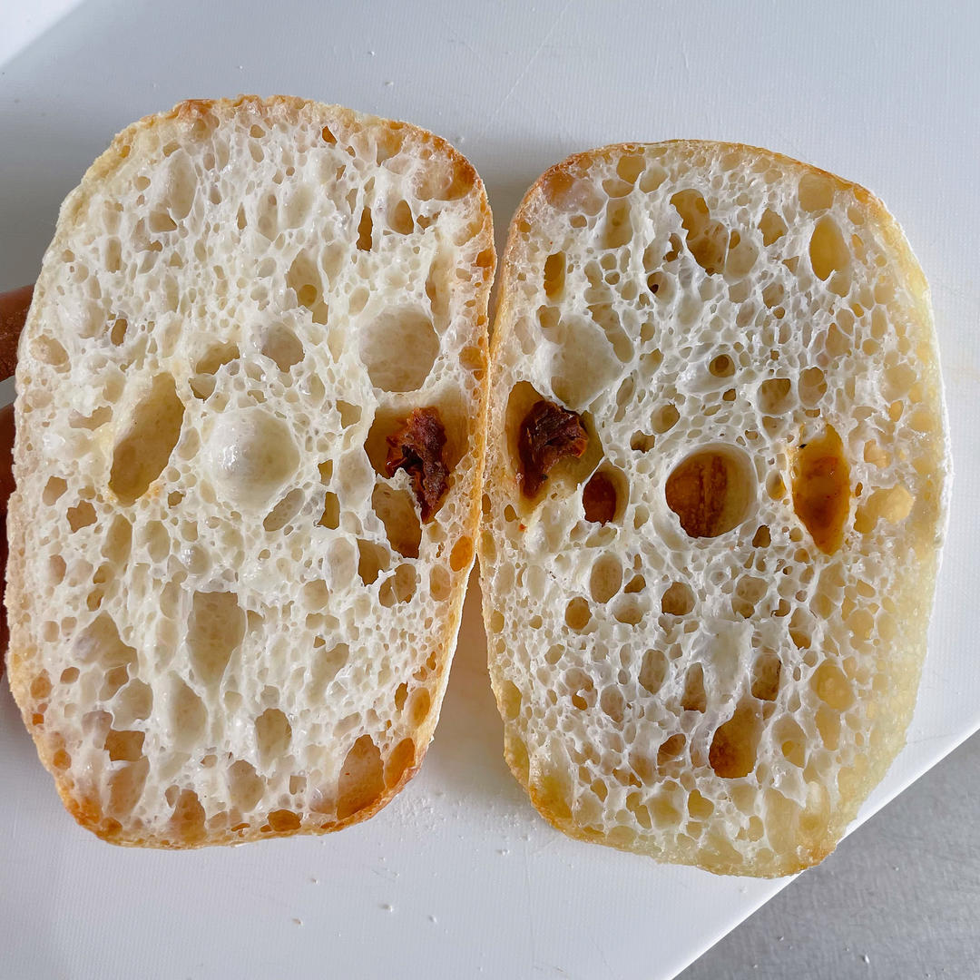 🧀谁动了我的奶酪？丨黑椒芝士恰巴塔