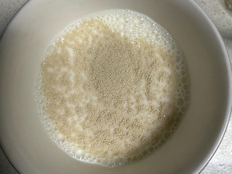 纯奶手撕吐司的做法 步骤1