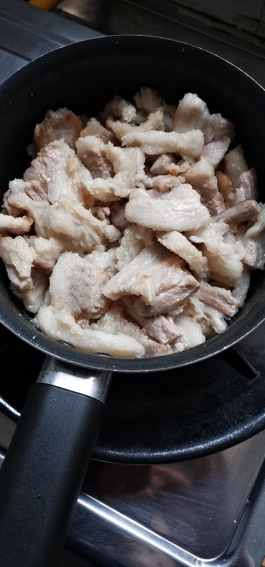 完美keto小零食，五花肉油渣的做法 步骤3