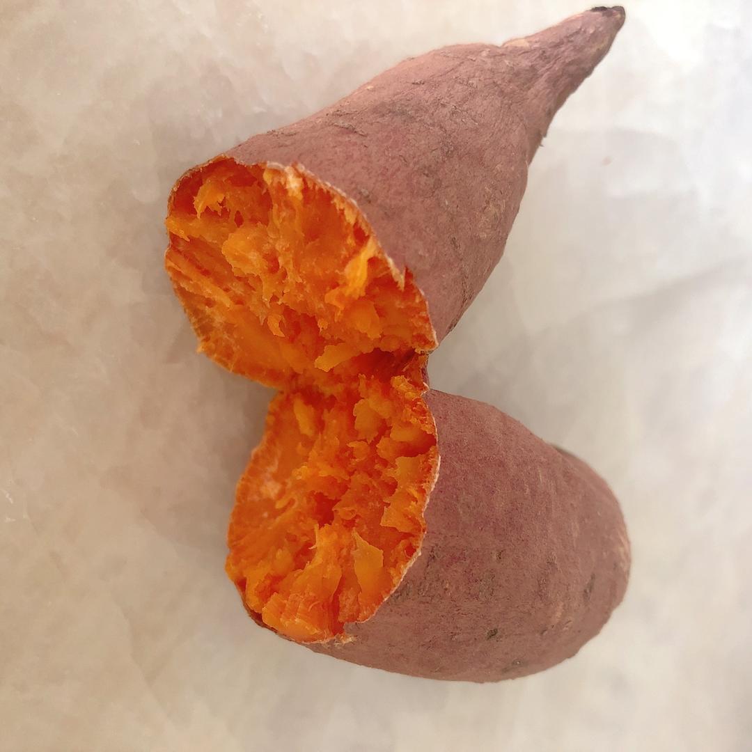 慕语菲_做的烤红薯