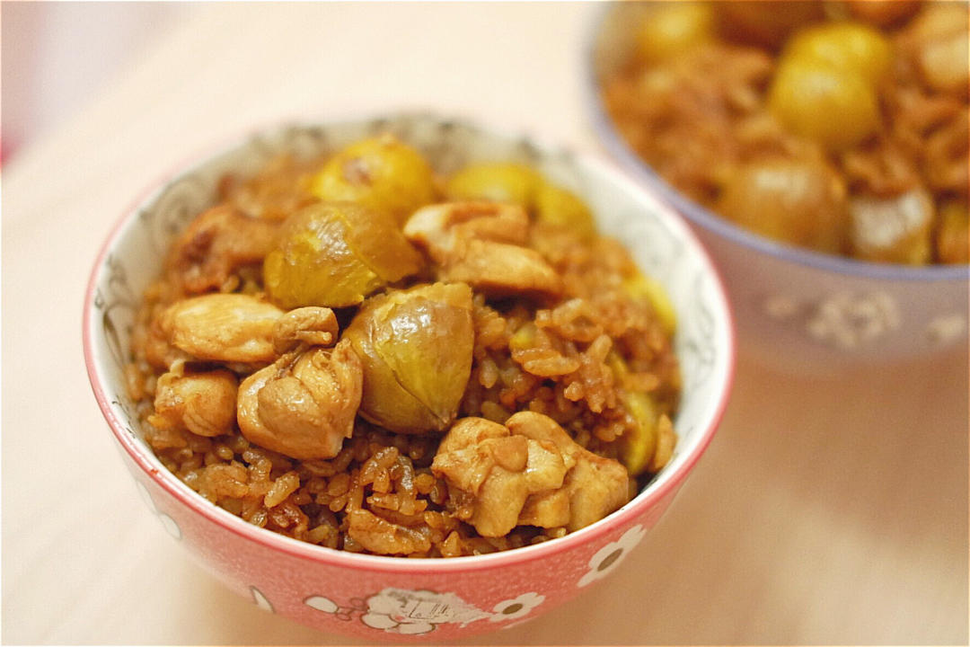 【电饭煲板栗鸡腿焖饭】
