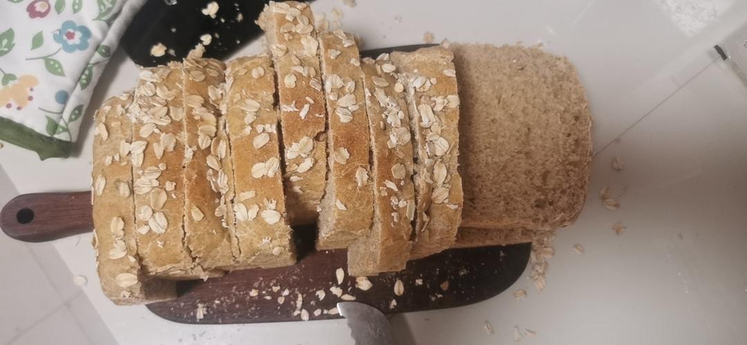 减脂主食｜燕麦全麦面包--面包机版