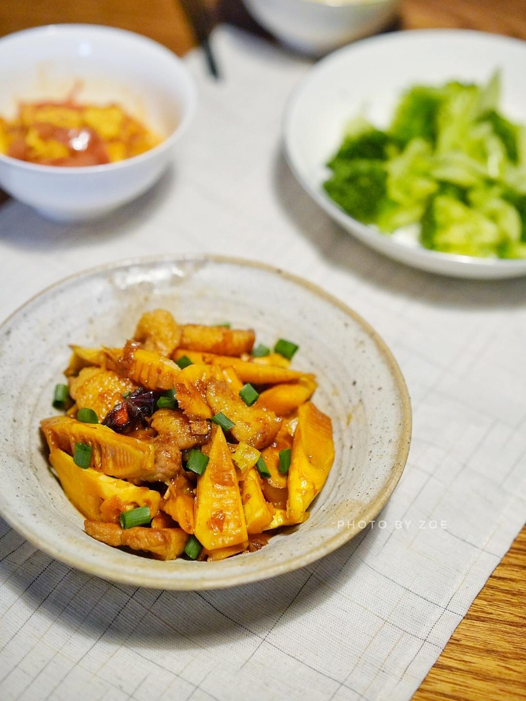 春笋烧肉的做法