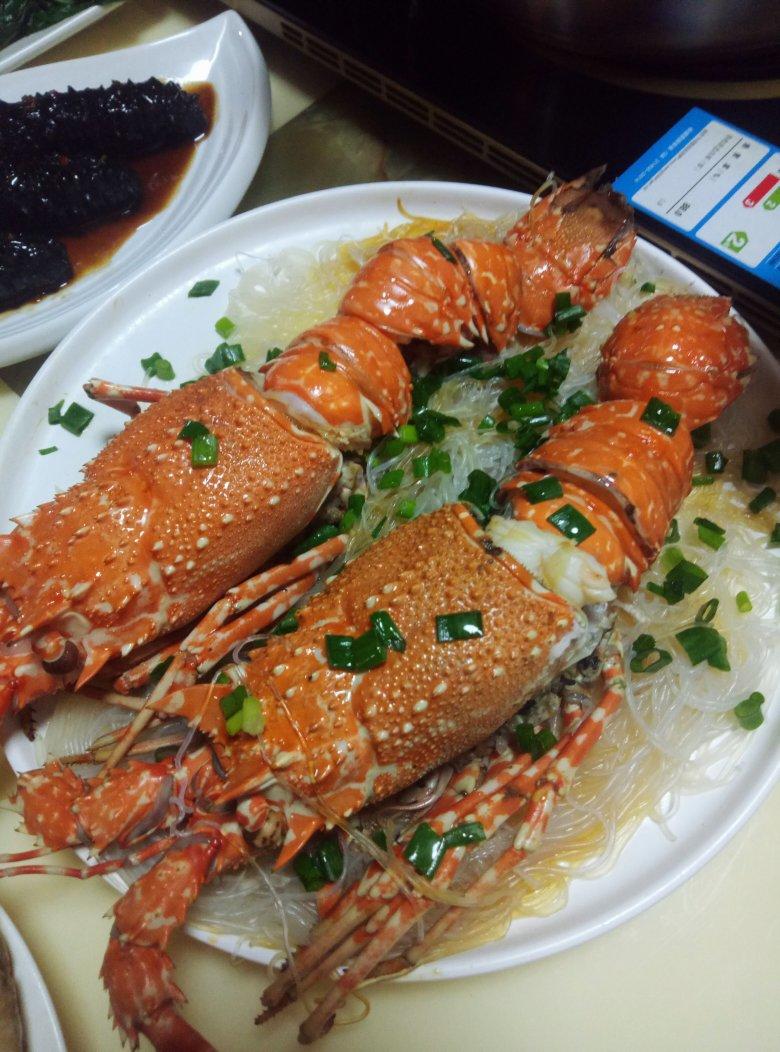 蒜蓉龙虾蒸粉丝
