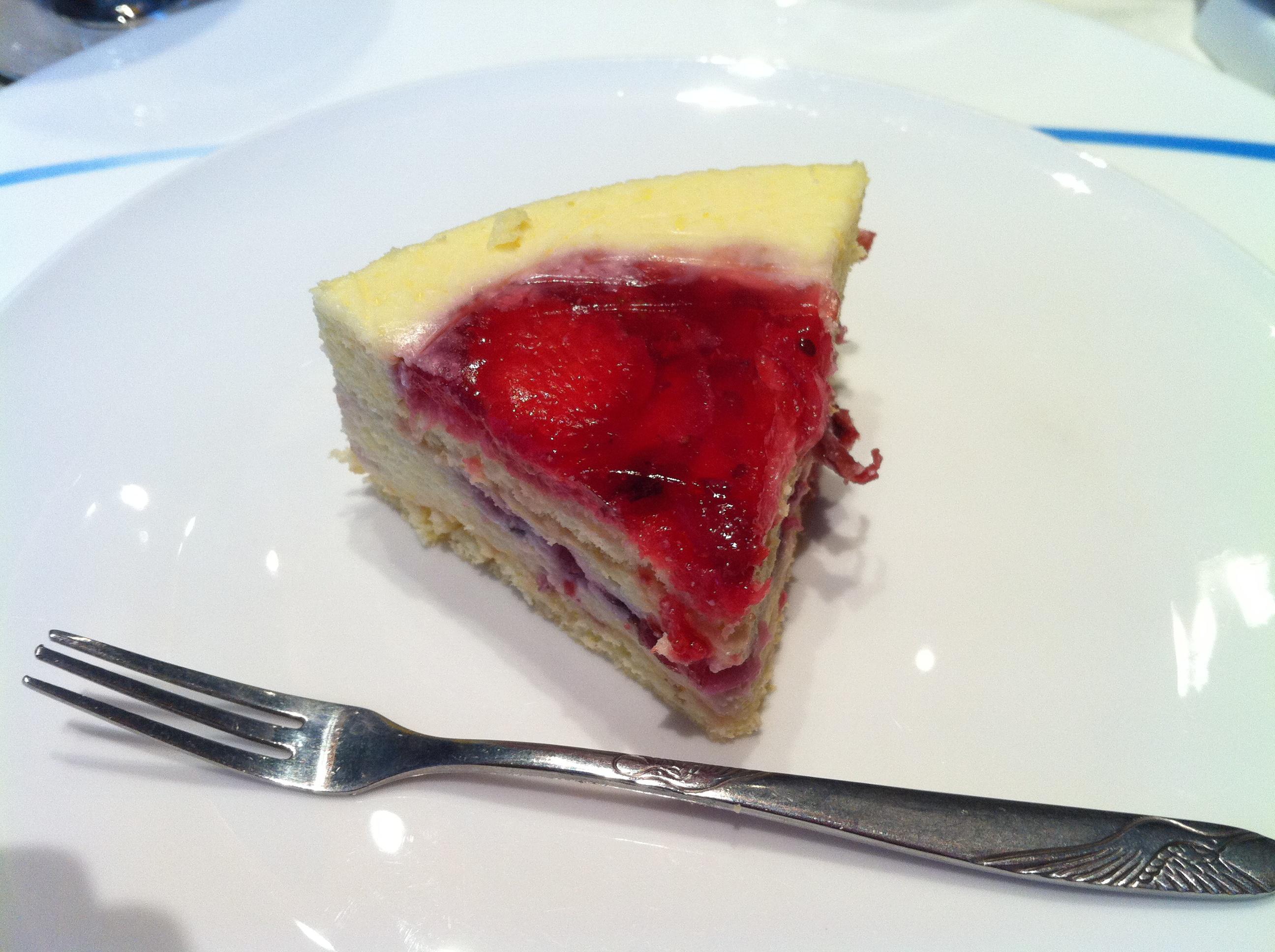 草莓白巧克力慕斯蛋糕的做法