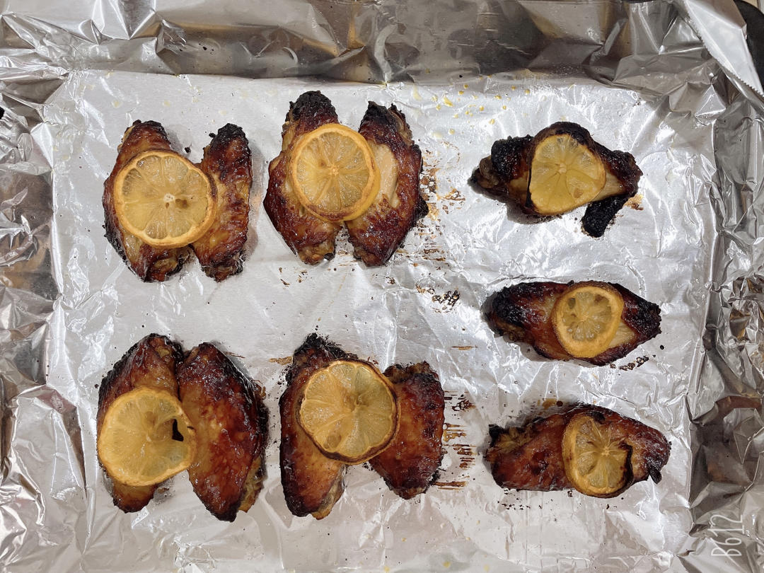 清爽不油腻的柠香黑椒烤鸡翅