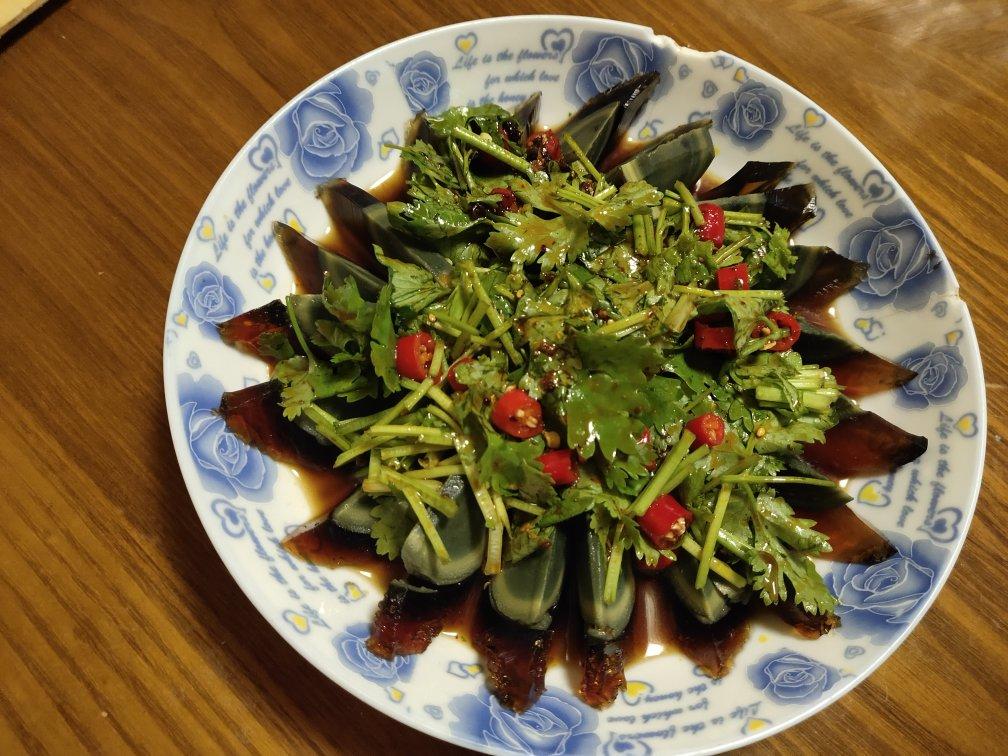 凉拌老醋皮蛋