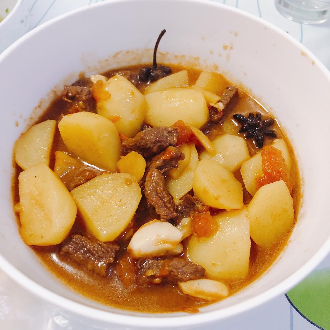 红烧牛肉土豆 （独家秘制）