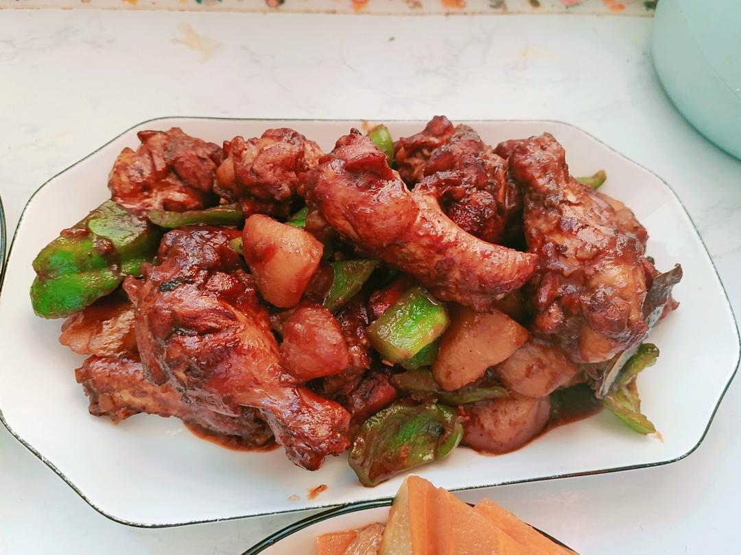 红烧鸡翅根（加土豆）