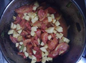 番茄土豆炖肉的做法 步骤6