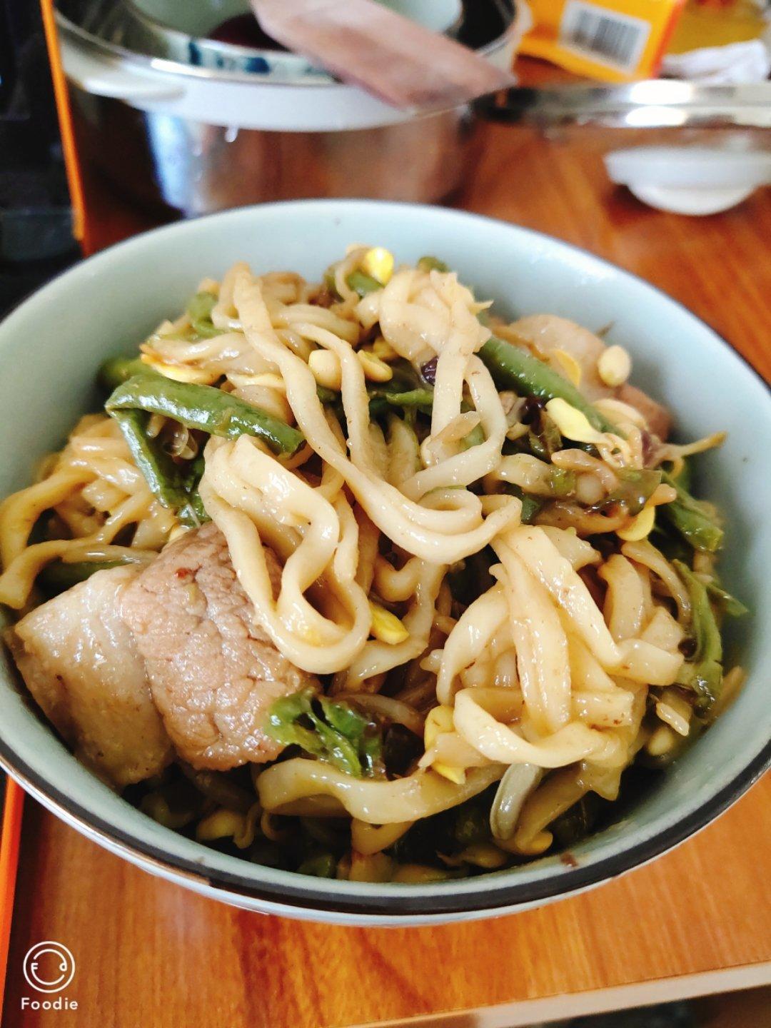 豆角焖面