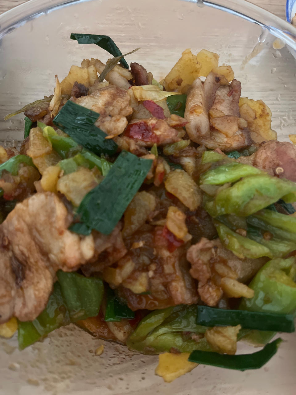 五花肉干煸土豆片