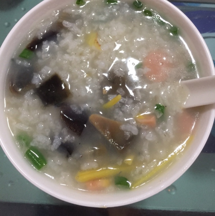 皮蛋瘦肉粥