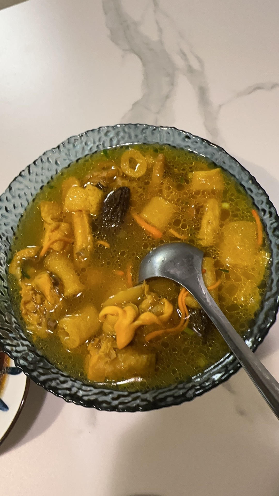 简单美味的菌菇鸡汤
