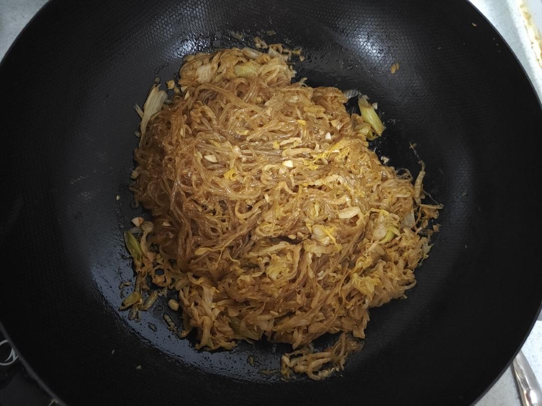 酸菜炒粉