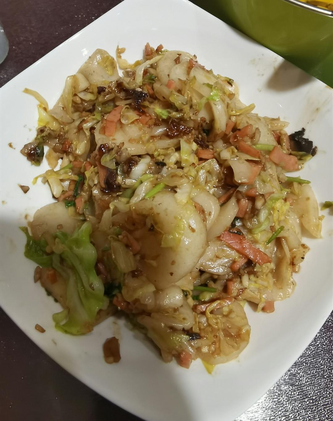 包心菜炒年糕