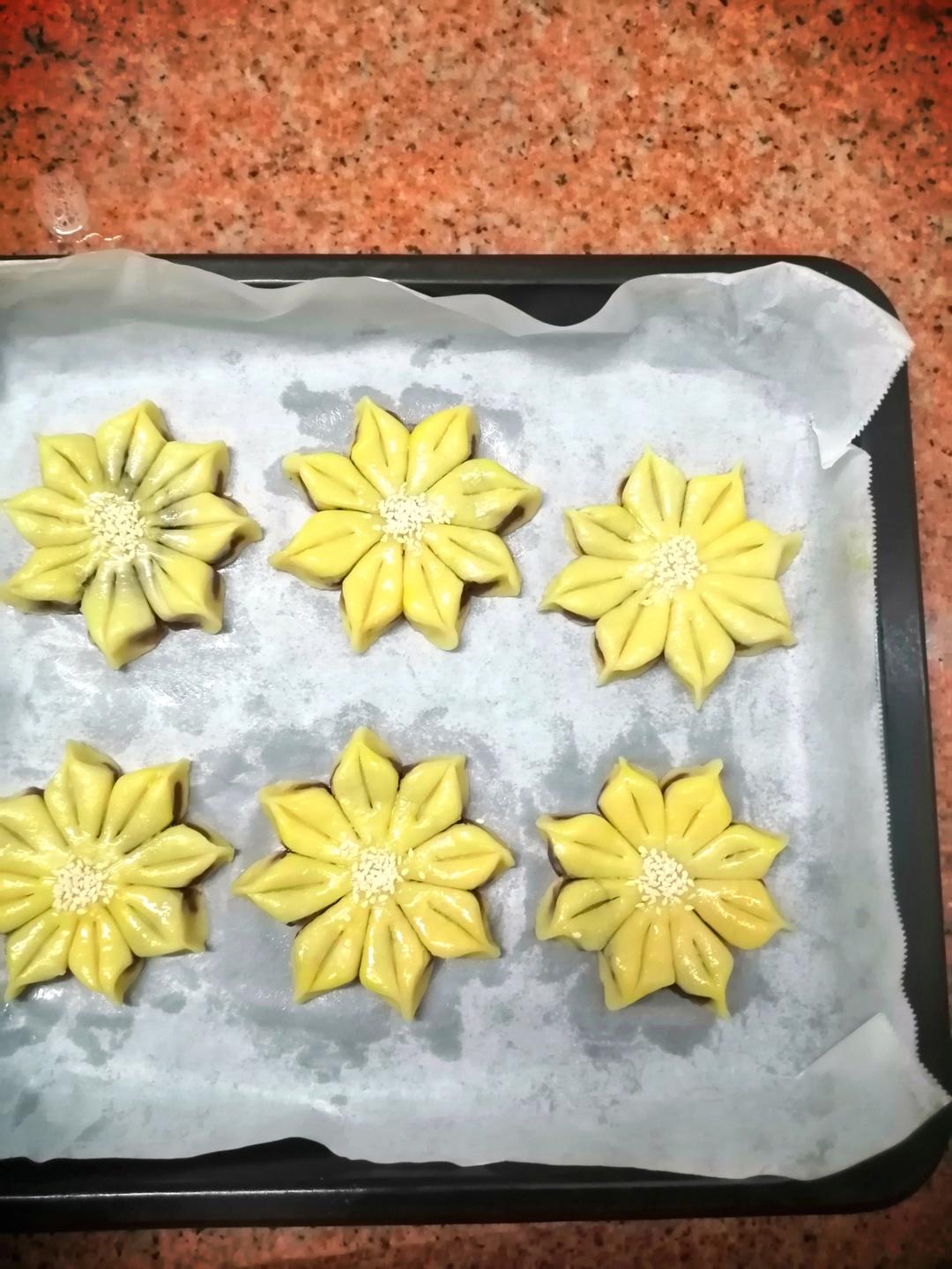 超简单的蛋挞皮桃花酥