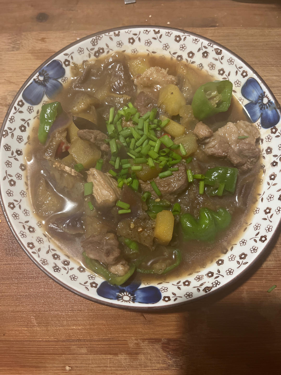 土豆茄子肉末盖浇饭
