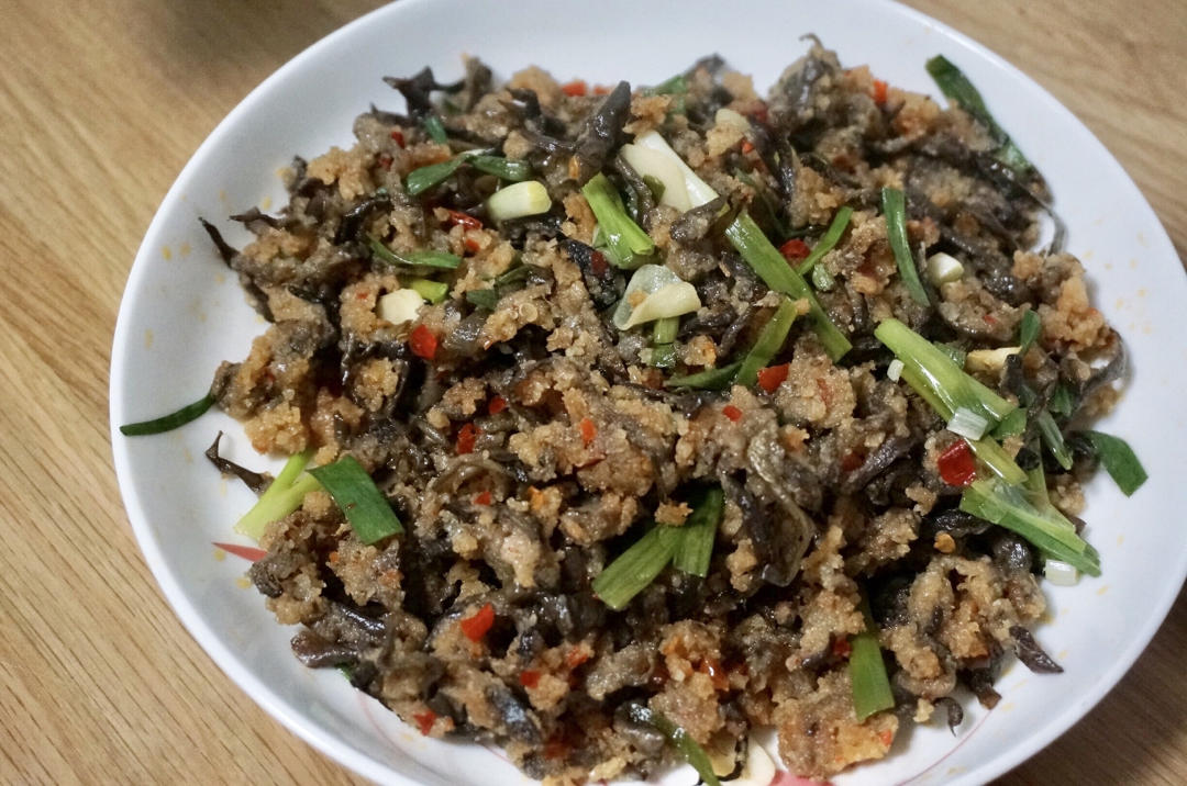 茄子鲊（昆明老味道，用传统工序制作，从茄子到鲊的蜕变）