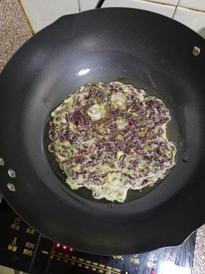 集香酥与滑嫩于一体的紫菜煎蛋的做法 步骤7