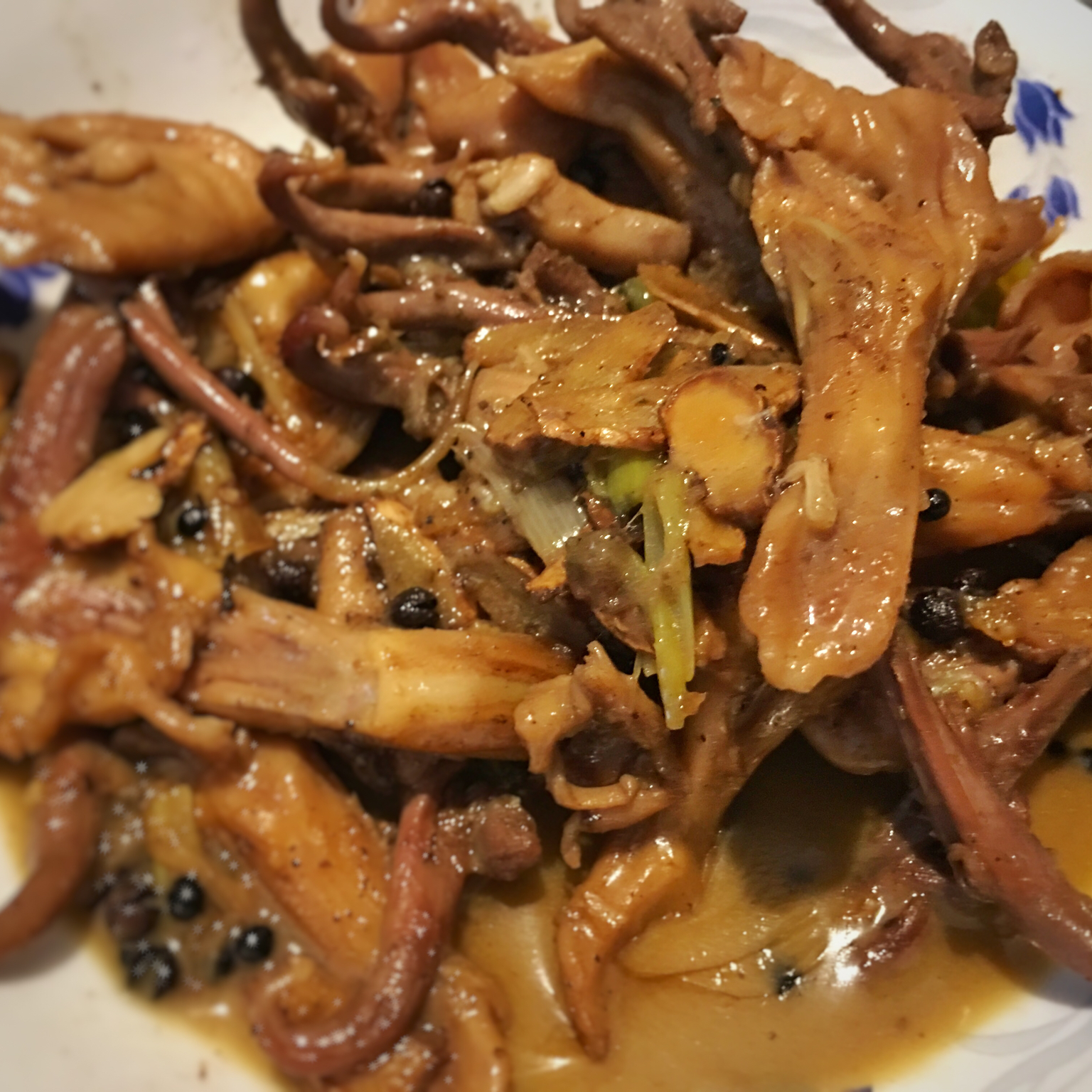 超级好吃麻辣酱鸭舌