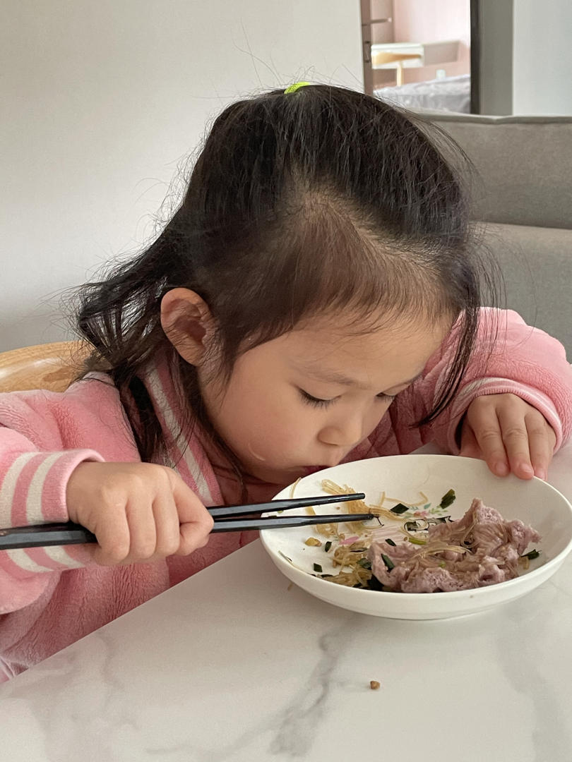 皮薄馅儿大的粉丝肉末包子（馅料做法）